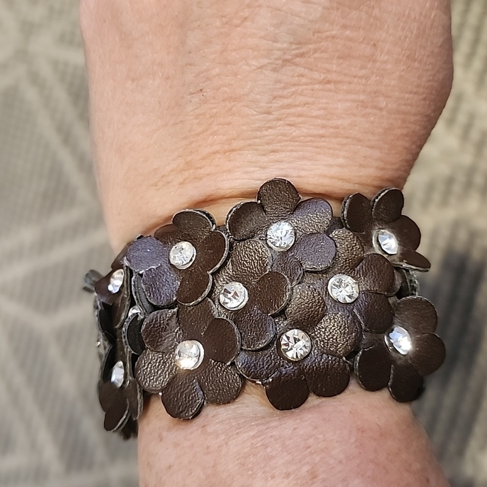 Bracelet - Picture 3 of 3